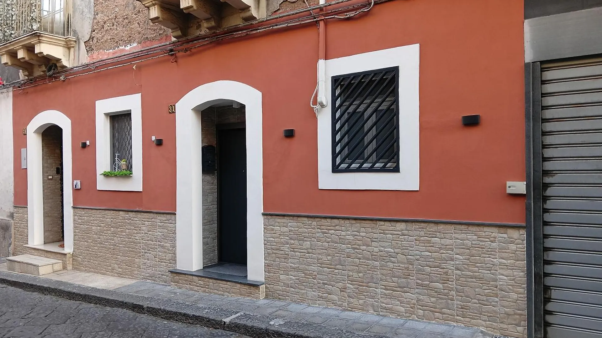 Happy Historic House Apartment Catania