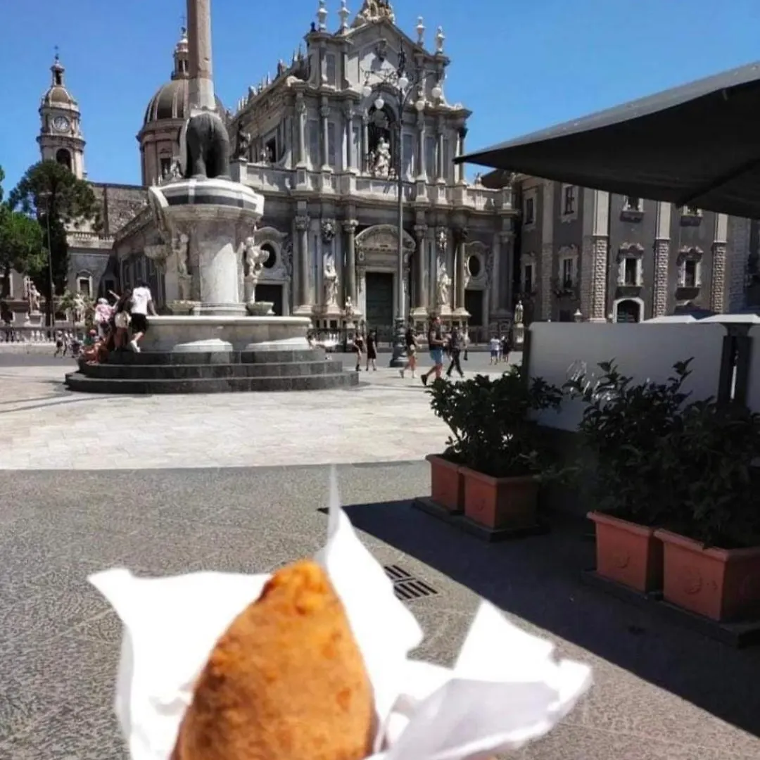 Happy Historic House Apartment Catania