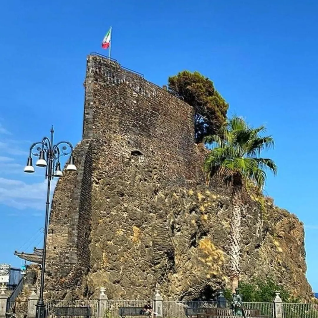 Happy Historic House Apartment Catania 0*,